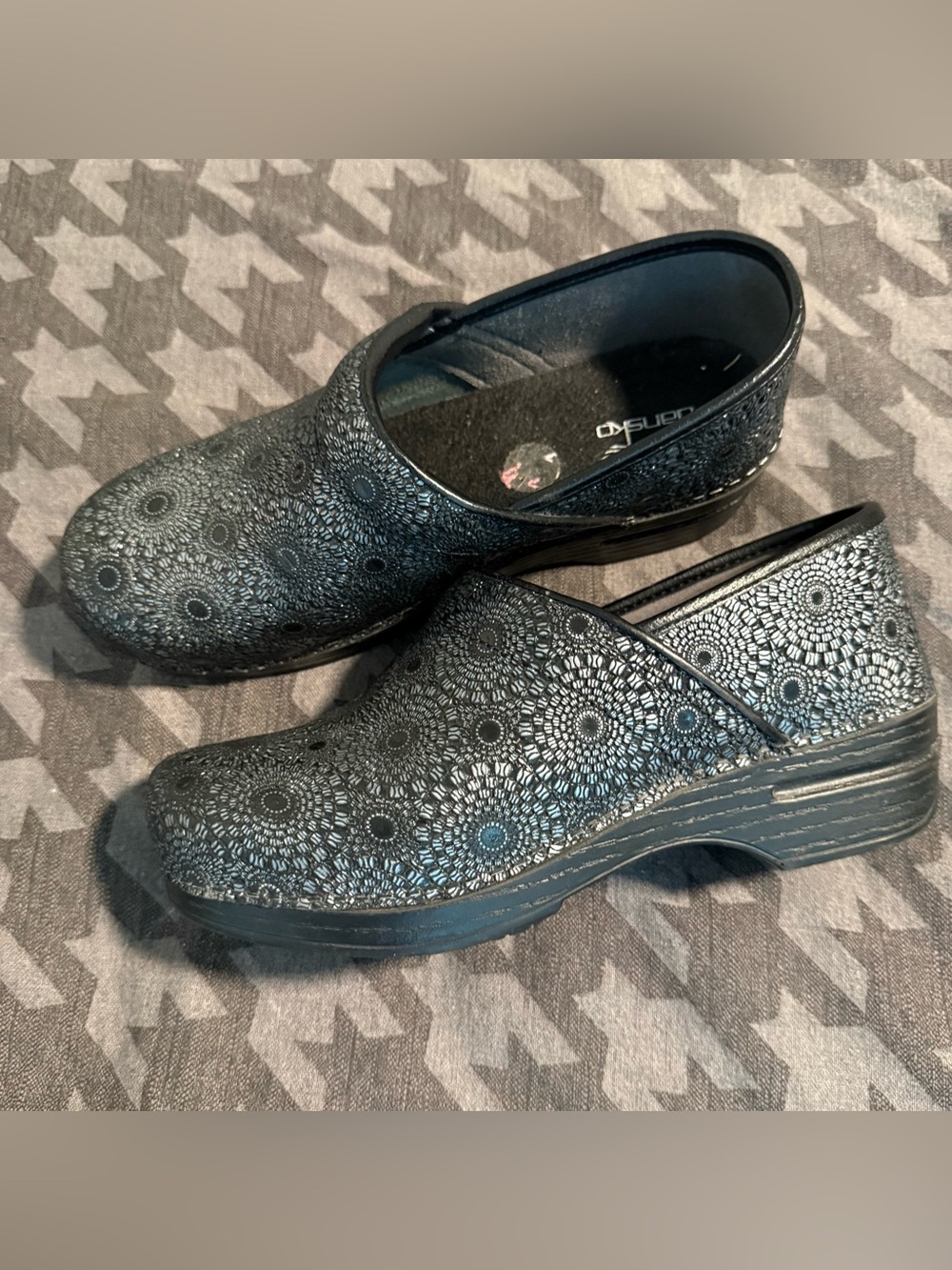 Dansko Pro XP black medallion embossed leather clogs metallic silver 38 8 - 8.5
